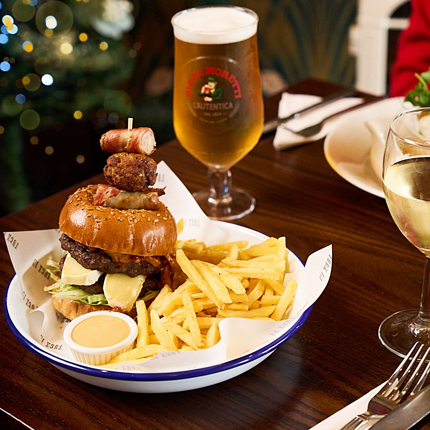 Festive Lunch & Dinner at The Pear Tree in Cardiff